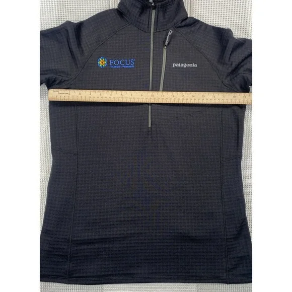 Patagonia Women's Medium R1 Pullover Black 1/2 Zip (Company Logo) - Picture 3 of 8